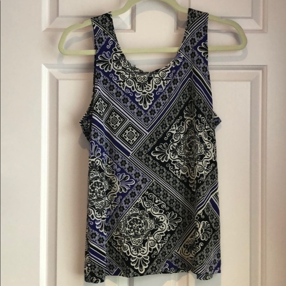 Chico’s Patterned Tank Top Size 2 - Picture 4 of 5